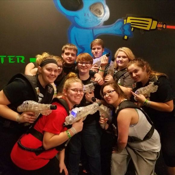 Meet your Posher, Cody - Picture 1 of 1